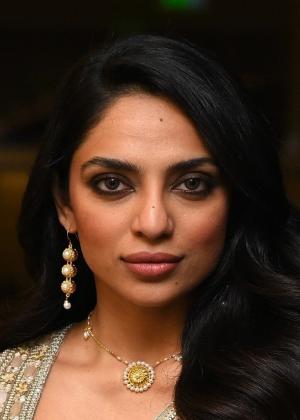 Sobhita Dhulipala